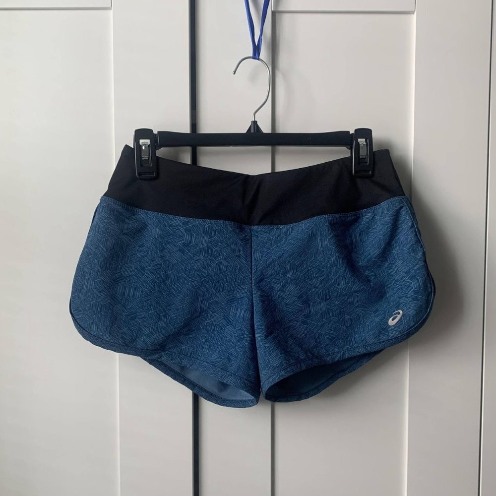 Asics Women's Running Shorts - Size Small
